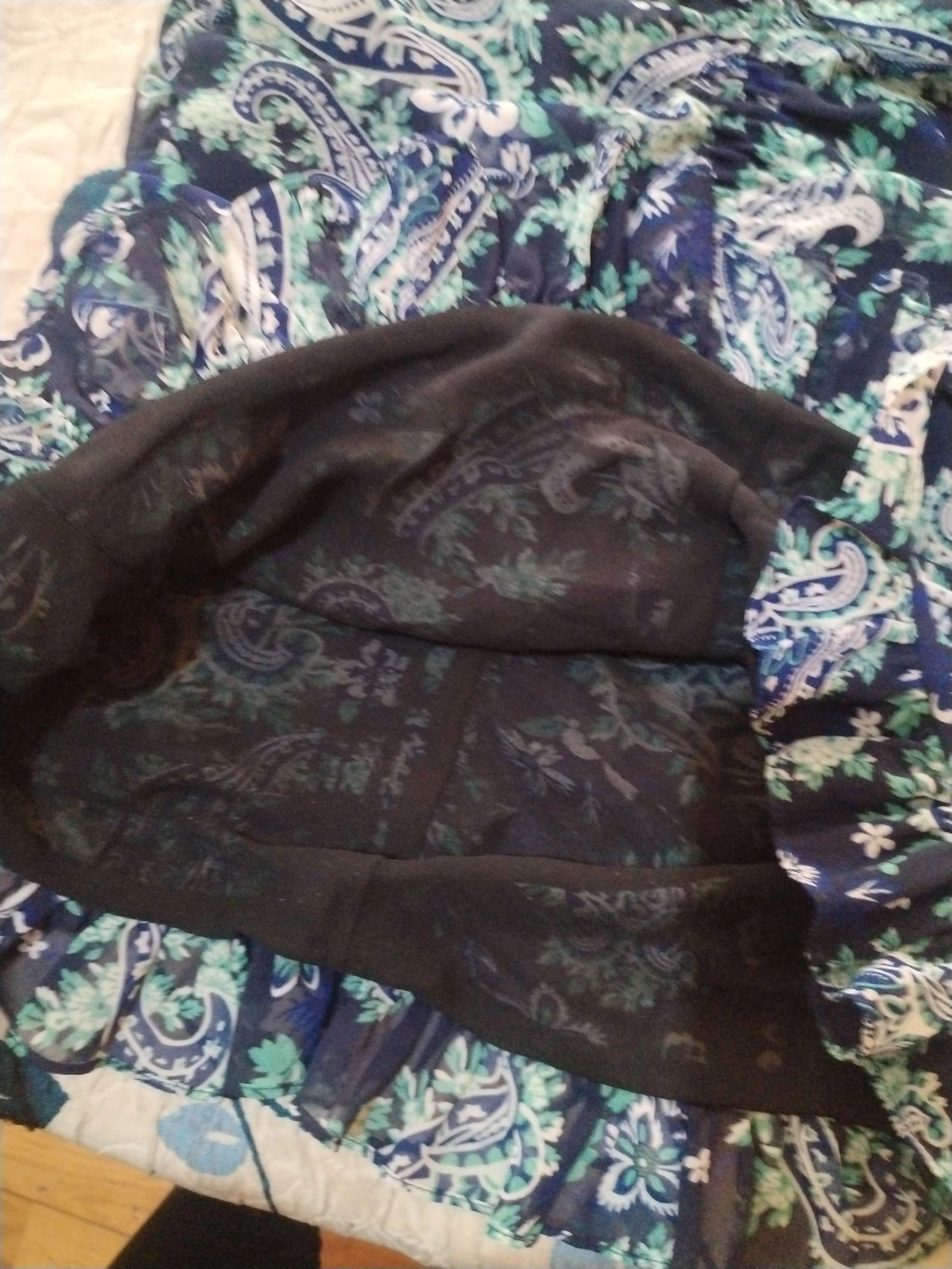 Un vestido de Zara elegante con un diseño espectacular y un estampado muy original – photo 17
